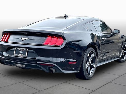 Used 2022 Ford Mustang Coupe RWD image 13