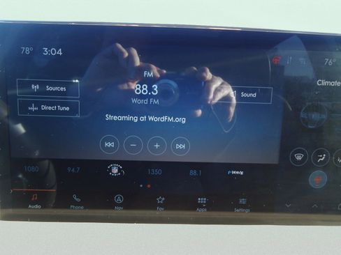 Used 2022 Lincoln Nautilus Reserve w/ Equipment Group 201A image 16