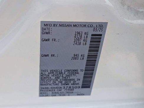 Used 2025 Nissan Altima 2.5 SV image 25