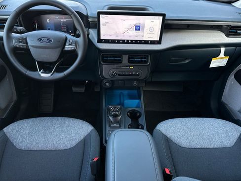 New 2026 Ford Maverick XLT w/ XLT Luxury Package image 12