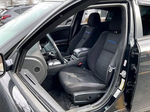 Used 2013 Dodge Charger R/T w/ Daytona Edition Group image 28