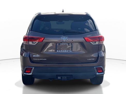 Used 2019 Toyota Highlander Limited image 4