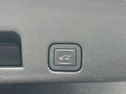 Used 2024 GMC Acadia Elevation AWD/4WD image 28
