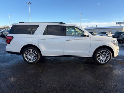 Used 2022 Ford Expedition Max Limited image 6