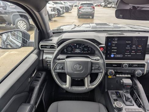 Used 2024 Toyota Tacoma TRD Sport w/ TRD Sport Upgrade Package image 3