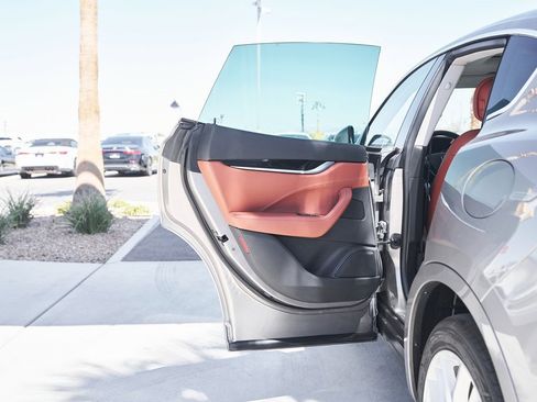 Used 2022 Maserati Levante GT image 14