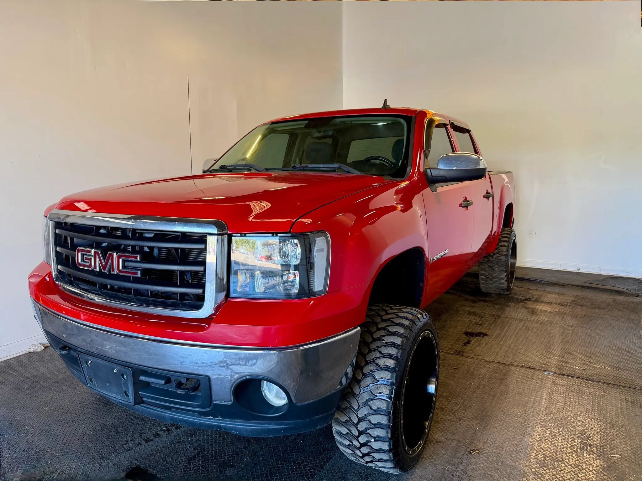 Used 2008 GMC Sierra 1500 SLE w/ Power Pack Plus AWD/4WD image 2