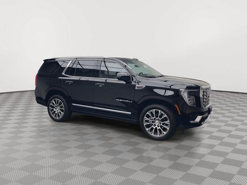Certified 2025 GMC Yukon Denali w/ Sun & Power Step Package AWD/4WD image 44