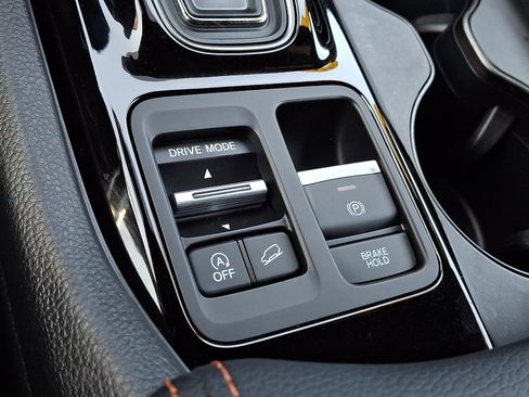Used 2024 Honda Pilot TrailSport image 28