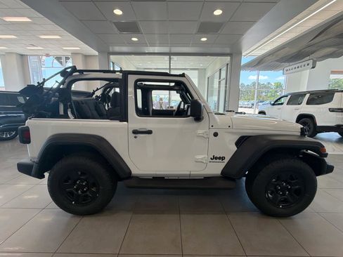 New 2026 Jeep Wrangler Sport AWD/4WD image 33