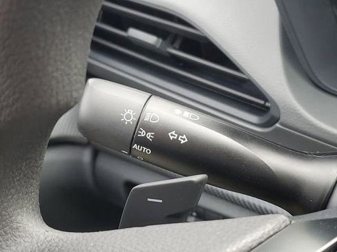 New 2026 Subaru Crosstrek 2.5i AWD/4WD image 18