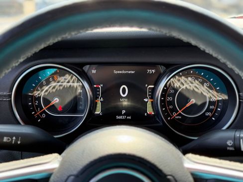 Used 2022 Jeep Gladiator Overland w/ Popular Equipment Package image 30