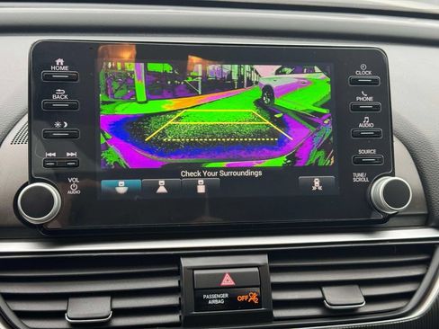 Used 2018 Honda Accord Sport image 27