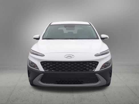 Used 2023 Hyundai Kona SE image 9