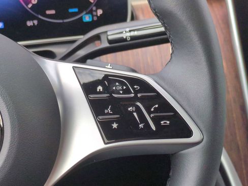 New 2025 Mercedes-Benz C 300 4MATIC Sedan image 27