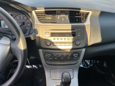 Used 2013 Nissan Sentra S image 30