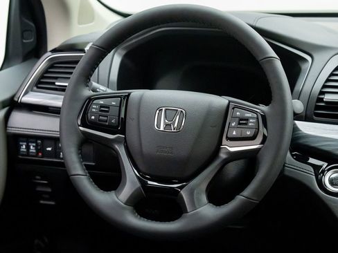 New 2026 Honda Odyssey Elite image 11