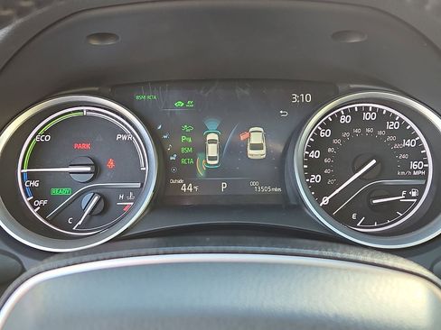 Used 2023 Toyota Camry XLE image 13