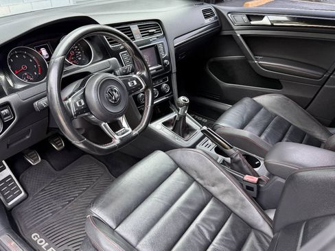 Used 2015 Volkswagen GTI SE w/ Lighting Package (SEL) FWD image 9