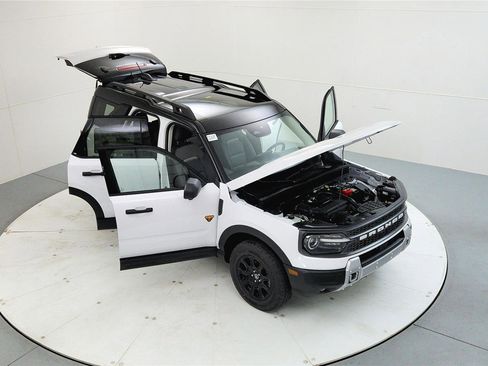 New 2025 Ford Bronco Sport Badlands w/ Badlands Tech Package image 16