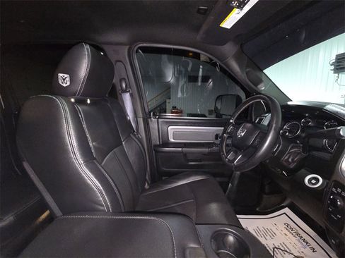 Used 2018 RAM 2500 Power Wagon w/ Leather & Luxury Group image 10