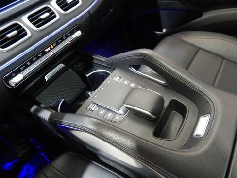 Used 2023 Mercedes-Benz GLE 450 4MATIC w/ AMG Line Exterior image 31