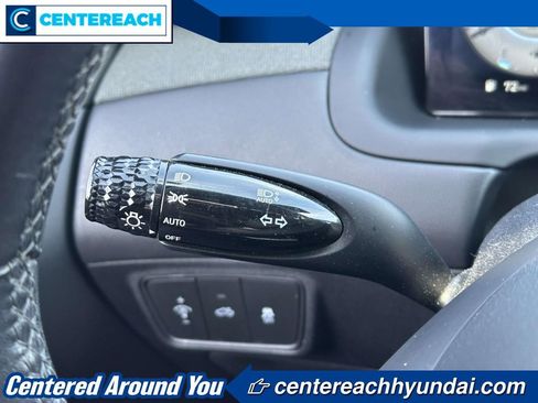 Used 2023 Hyundai Santa Cruz Limited image 32