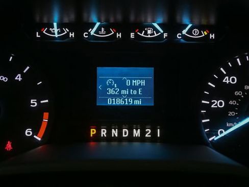Used 2022 Ford E-350 and Econoline 350 Super Duty w/ Power Windows & Locks Group RWD image 24