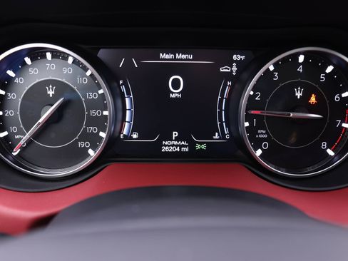 Used 2022 Maserati Levante GT image 13