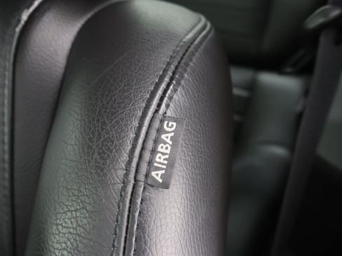Used 2007 Ford Mustang GT RWD image 39