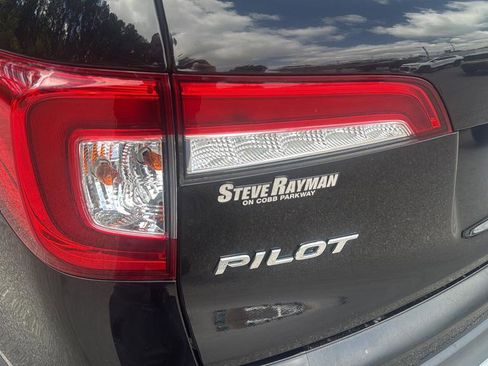 Used 2020 Honda Pilot Touring image 28