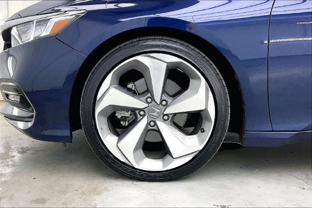 Used 2020 Honda Accord Touring image 10