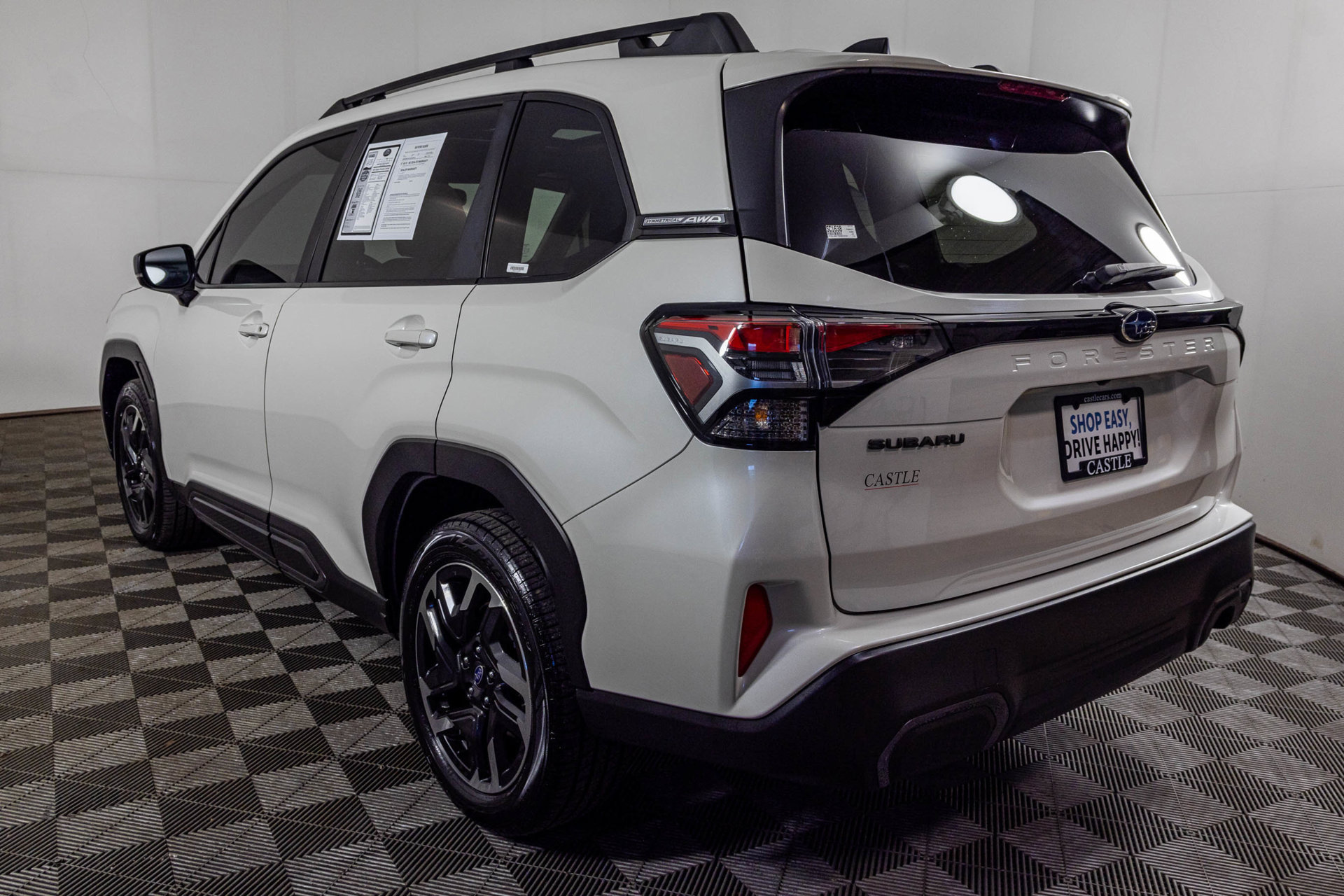 Used 2025 Subaru Forester Limited AWD/4WD image 21
