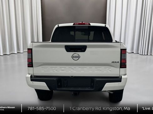 New 2026 Nissan Frontier SV w/ Tow Package AWD/4WD image 6