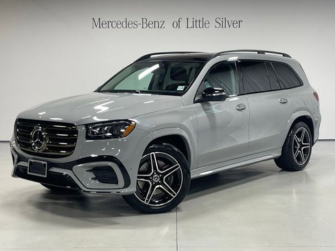 Used 2026 Mercedes-Benz GLS 450 4MATIC image 1