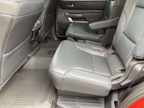 Used 2024 Toyota Sequoia Platinum AWD/4WD image 9