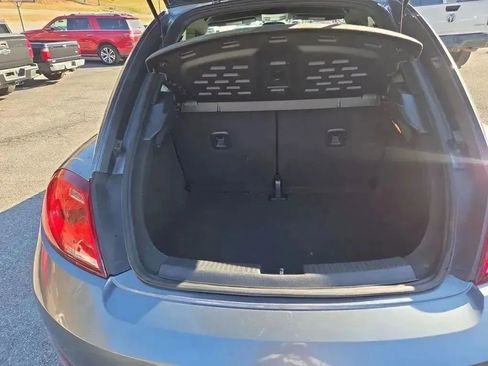 Used 2017 Volkswagen Beetle 1.8T FWD image 7