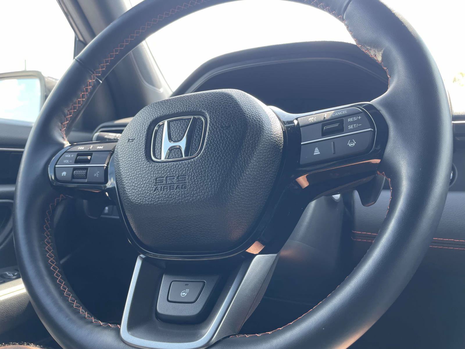 Used 2025 Honda Pilot TrailSport image 18