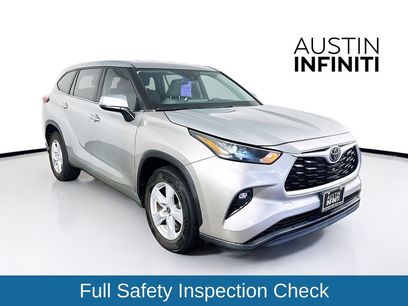 Used 2023 Toyota Highlander LE