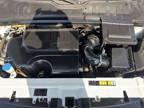 Used 2018 Land Rover Range Rover Evoque SE image 38