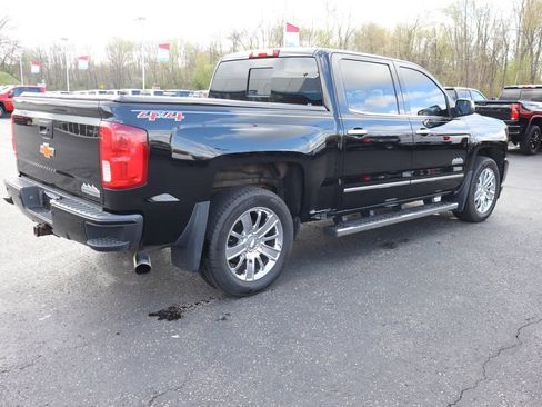 Used 2017 Chevrolet Silverado 1500 High Country AWD/4WD image 31