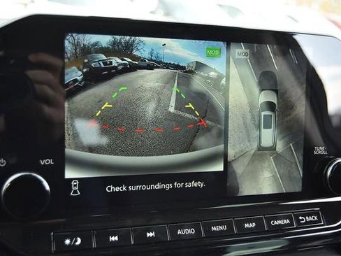 New 2025 Nissan Pathfinder Platinum image 14