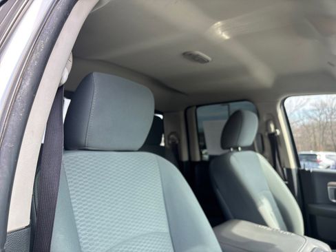 Used 2017 RAM 1500 Classic SLT image 46