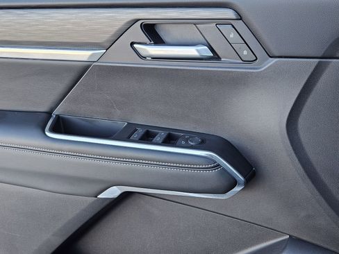 Certified 2025 GMC Acadia Elevation image 30