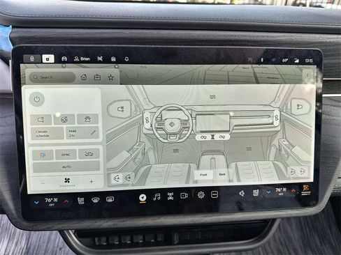 Used 2023 Rivian R1T Launch Edition image 17