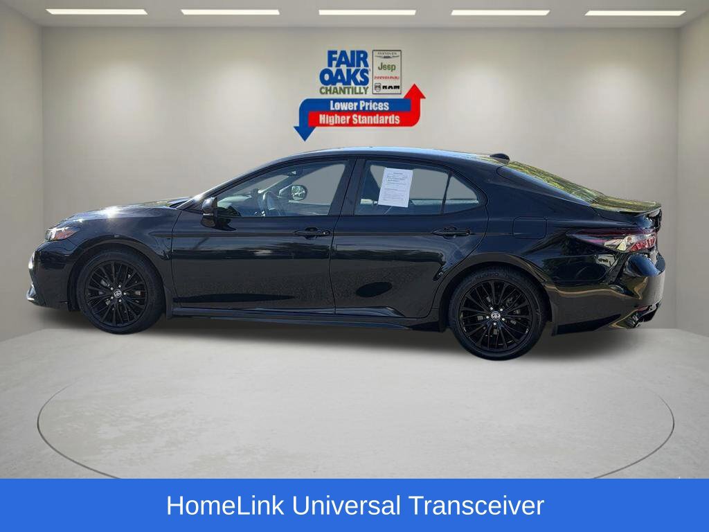 Used 2022 Toyota Camry SE w/ Convenience Package FWD image 11