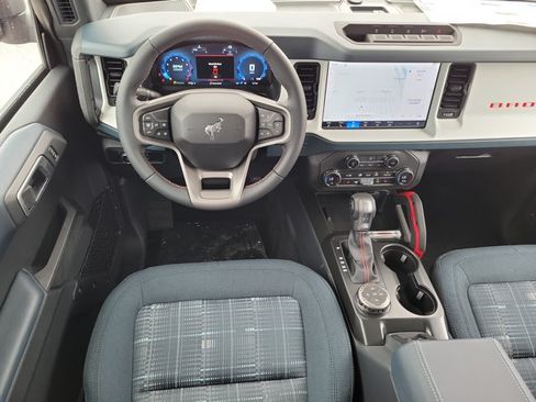 New 2026 Ford Bronco Heritage Edition AWD/4WD image 17