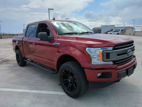 Used 2018 Ford F150 XLT w/ Equipment Group 302A Luxury image 2