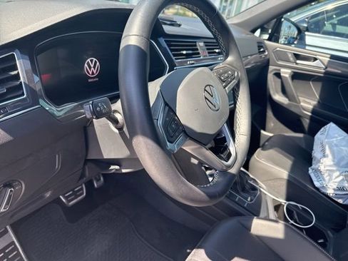 Used 2023 Volkswagen Tiguan SE R-Line FWD image 16