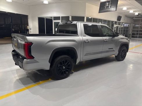 Used 2025 Toyota Tundra Limited image 10
